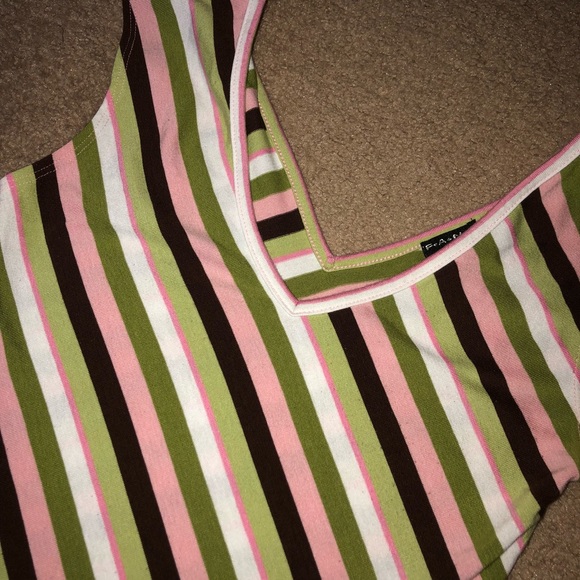 V-Neck Sleeveless Top VERY GOOD CONDITION - Picture 4 of 5